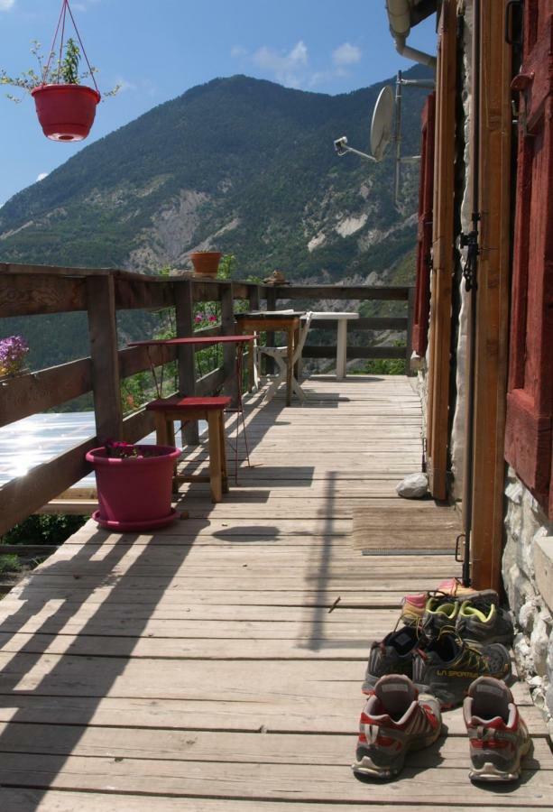 Bed and Breakfast Au Bout De La Route Prads-Haute-Bléone Exterior foto